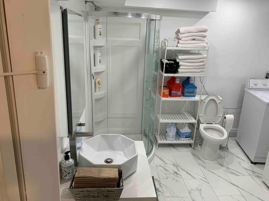 多伦多 Big Oasis Studio Near Airport Yyz酒店 外观 照片