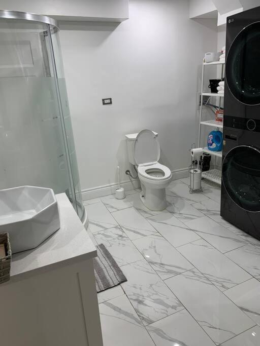 多伦多 Big Oasis Studio Near Airport Yyz酒店 外观 照片